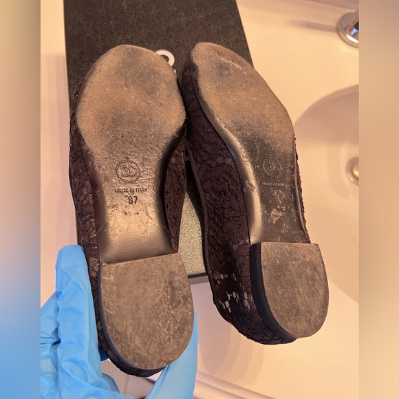 🩷SOLD🩷Used Chanel lace summer flats - Picture 3 of 7
